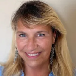 Stephanie TIXIER